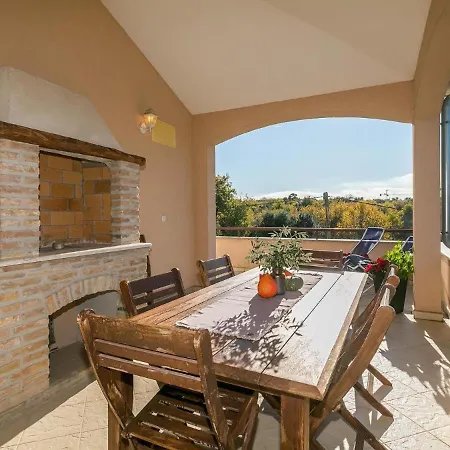 Villa Dijana Porec Exterior photo